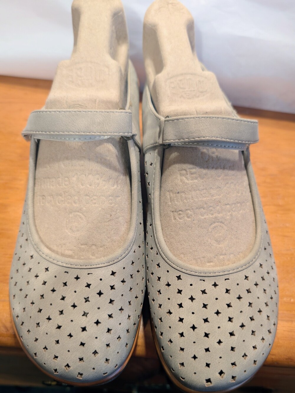 Rialto Beige Suede-Look Slip-On Insole Shoe With Cutout Star Design Size 10